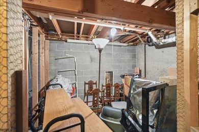Show Date 6/25. Located off a serene one-way road, this - photo 32