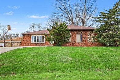 First time ever offered! This well-maintained quad-level home is - photo 33