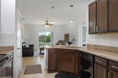 HUGE PRICE REDUCTION! POND-VIEW MOVE-IN READY HOME! Enjoy a - photo 11