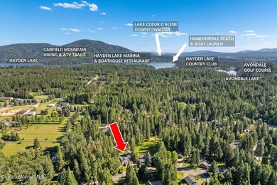 This spacious 6 BR/4 BA home is situated on nearly an acre in - photo 2