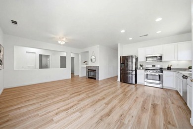Welcome to this beautifully updated turnkey home in the - photo 12