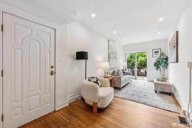 Classic, stylish, and updated. Welcome to this beautiful - photo 13