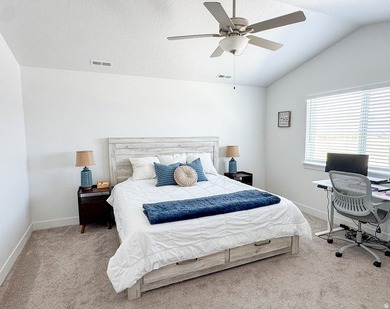 **MOTIVATED SELLERS** Home is VACANT - Easy to Show. This - photo 13