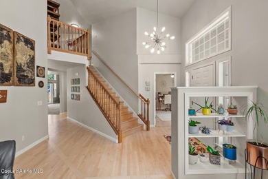This spacious 6 BR/4 BA home is situated on nearly an acre in - photo 8