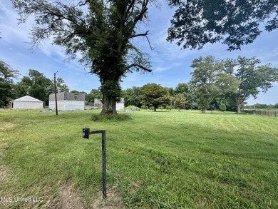 Welcome to your dream property at 197 Hwy 8, Cleveland, MS! This - photo 26