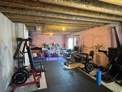 **MOTIVATED SELLERS** Home is VACANT - Easy to Show. This - photo 29