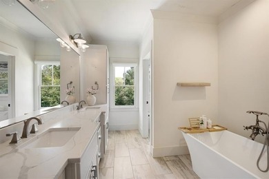 A Rare Estate Offering Luxury Living, Privacy & Timeless - photo 33