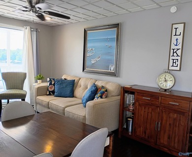 Experience Lake Life on the unique Alabama Belle! This 3rd floor - photo 14