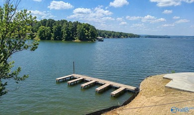 Experience Lake Life on the unique Alabama Belle! This 3rd floor - photo 22