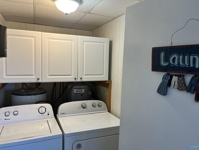 Experience Lake Life on the unique Alabama Belle! This 3rd floor - photo 25