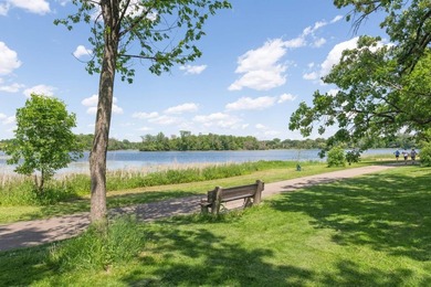 Welcome to your dream condo in the heart of Uptown, Minnesota! - photo 30