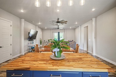 Experience the best of lake living in this expansive 2,430 Sqr - photo 38