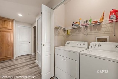 Check out this great condo with an amazing front courtyard - photo 39