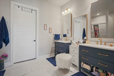 Experience the best of lake living in this expansive 2,430 Sqr - photo 47