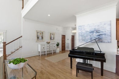 Smith Lake (Bluewater Pointe) An extensively renovated and - photo 12