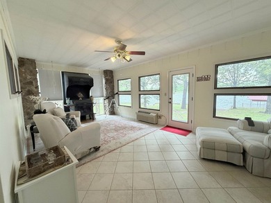 This one level well maintained and furnished Lake Omaha home is - photo 24