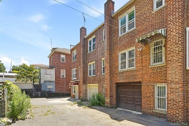 Welcome Home! Come to this beautiful tree-lined neighborhood - photo 27