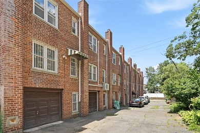 Welcome Home! Come to this beautiful tree-lined neighborhood - photo 29