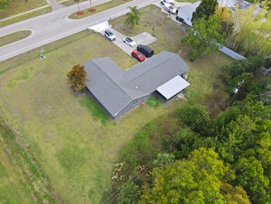 Beautifully maintained home featuring a brand-new 2025 roof for - photo 4