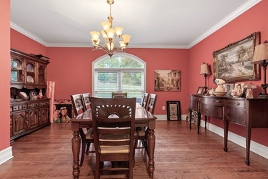 Welcome to refined living in this exceptional private estate - photo 15