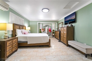 Beautiful Single story home with 4 bedrooms and 2 bathrooms in a