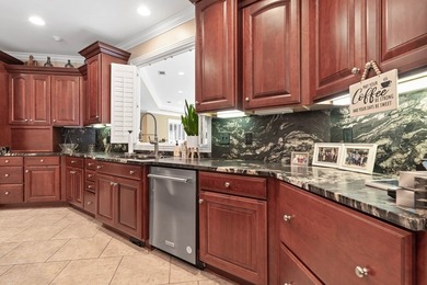 Welcome to refined living in this exceptional private estate - photo 21