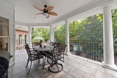 Welcome to refined living in this exceptional private estate - photo 29