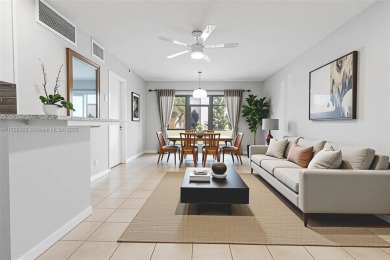 (private lake, pond, creek) Condo For Sale in Oakland Park Florida