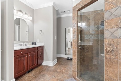 Welcome to refined living in this exceptional private estate - photo 38