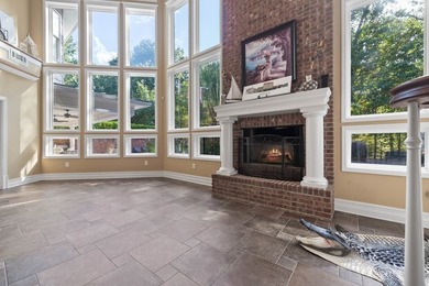 Welcome to refined living in this exceptional private estate - photo 44