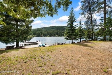 A rare opportunity to own 1.27 acres comprised of two combined - photo 8