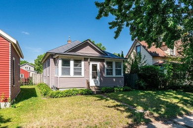 Mississippi River Home For Sale in La Crosse Wisconsin