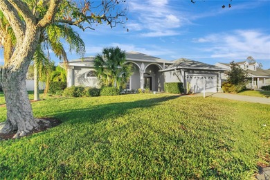 Lake Ariana Home For Sale in Auburndale Florida