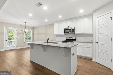 AFFORDABLE LAKE OCONEE AREA 4 BEDROOM HOME! This great-value - photo 13