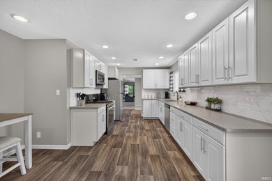 If you are looking for carefree living in a golf course - photo 15
