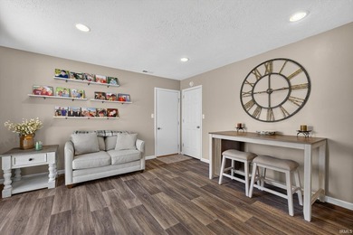 If you are looking for carefree living in a golf course - photo 16