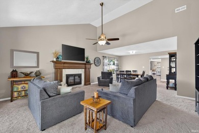 If you are looking for carefree living in a golf course - photo 23