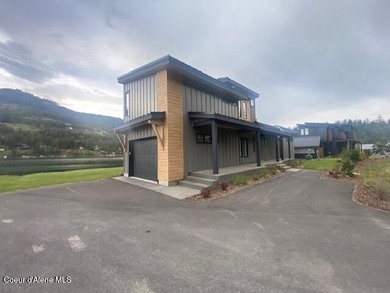 Two amazing new waterfront homes sitting side by side on 380 - photo 7