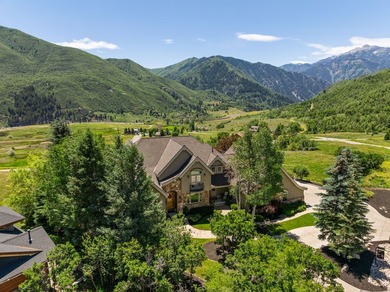 A rare mountain masterpiece where luxury living meets - photo 1
