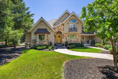 A rare mountain masterpiece where luxury living meets - photo 6
