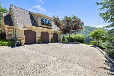 A rare mountain masterpiece where luxury living meets - photo 7