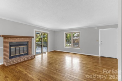 Outstanding location in North Asheville near lovely Beaver Lake - photo 9
