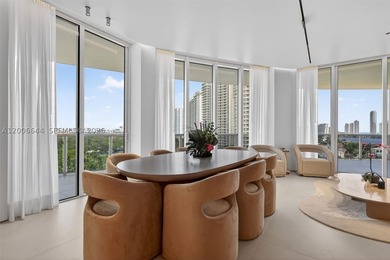 Step into a state-of-the-art, fully reimagined Bellini residence - photo 11