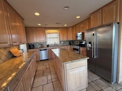 HOW ABOUT A HOME WITH THREE L'S? Luxurious, Lovable, and - photo 15