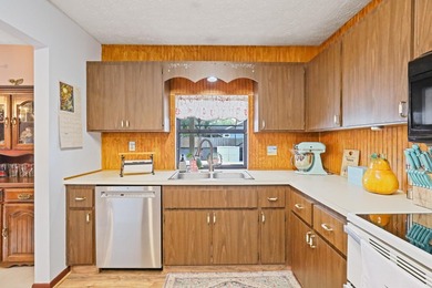 Discover this stunning 3-bed, 2-bath home located in Port St - photo 20