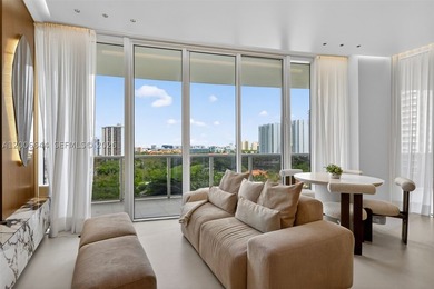 Step into a state-of-the-art, fully reimagined Bellini residence - photo 21