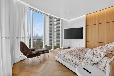 Step into a state-of-the-art, fully reimagined Bellini residence - photo 29