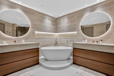 Step into a state-of-the-art, fully reimagined Bellini residence - photo 32