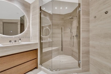 Step into a state-of-the-art, fully reimagined Bellini residence - photo 34