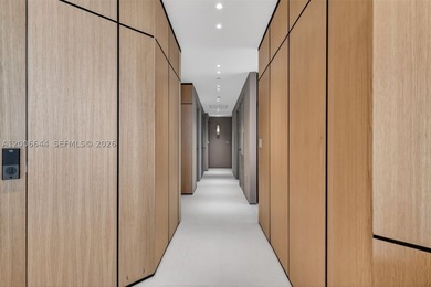 Step into a state-of-the-art, fully reimagined Bellini residence - photo 37